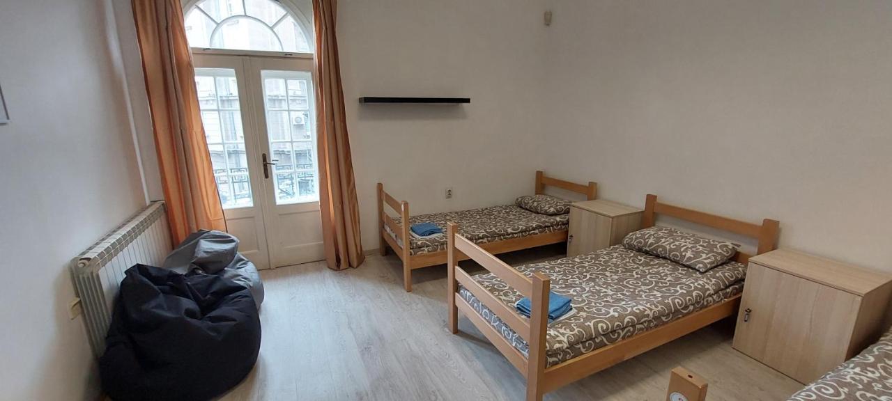 Belgrade Backpackers Home ภายนอก รูปภาพ